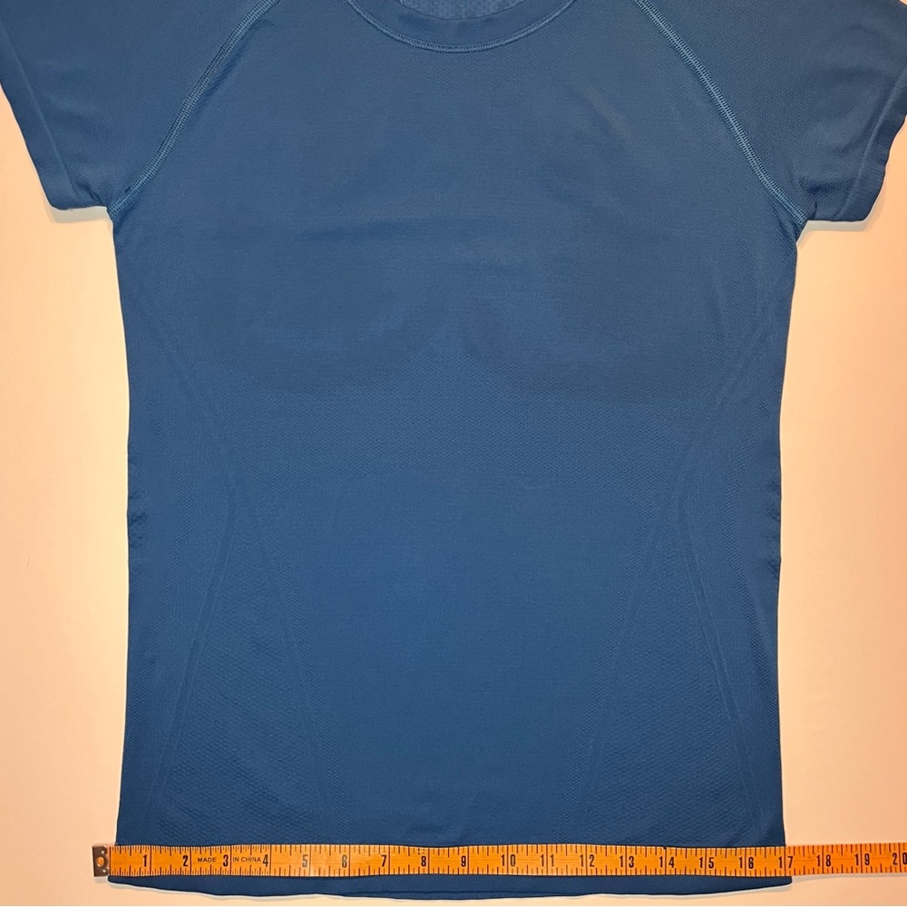 Women’s Athleta Momentum Seamless Tee Mesh Panels Stretch Breathable Sz. S - Picture 11 of 13